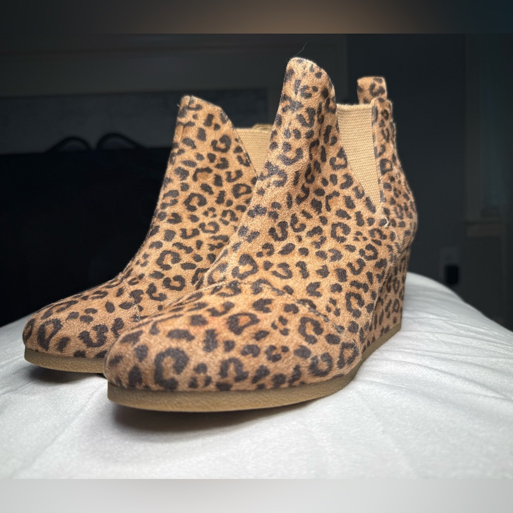 Dunes Women's Zoey Wedge Booties Size 8.5